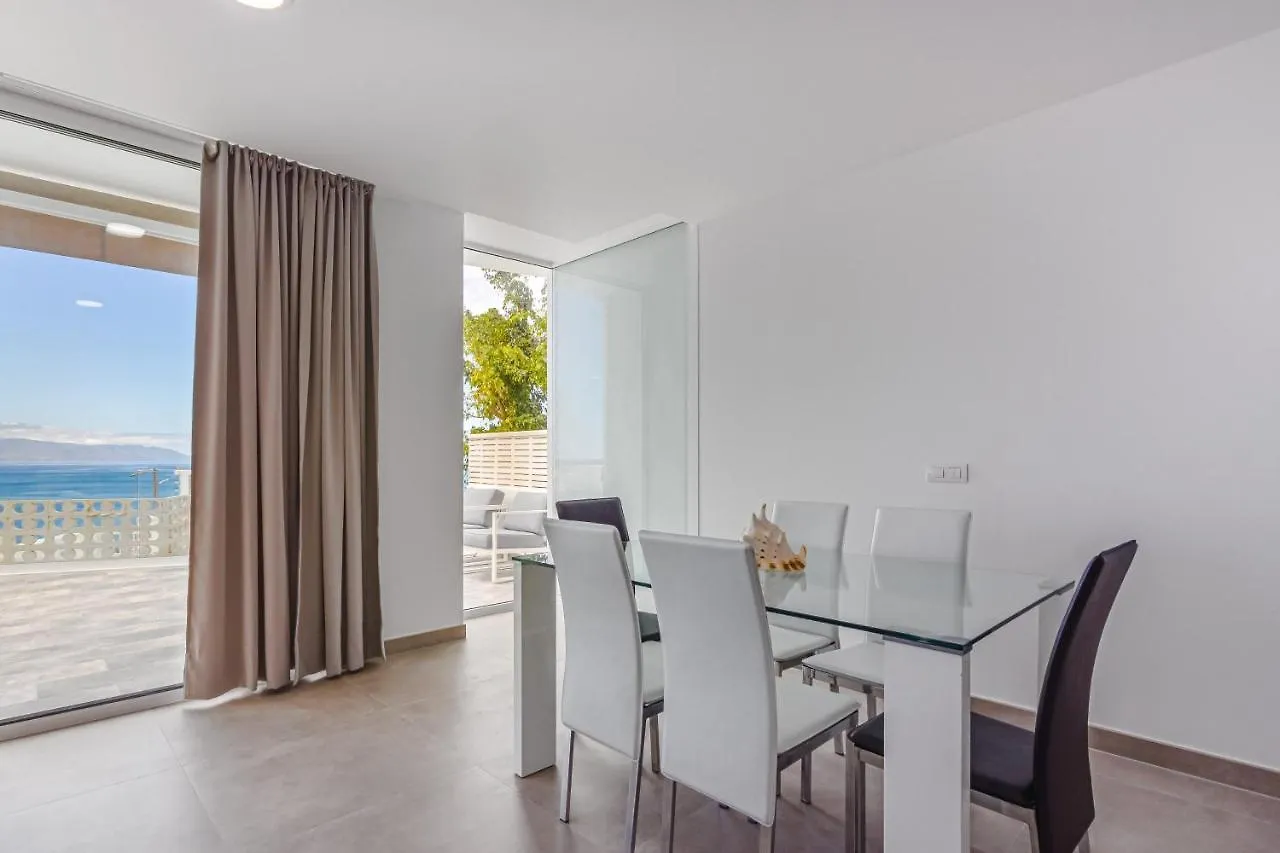 Fabuloso Bungalow Con Vista Panoramica Y Piscina Privada. Villa Acantilado de los Gigantes