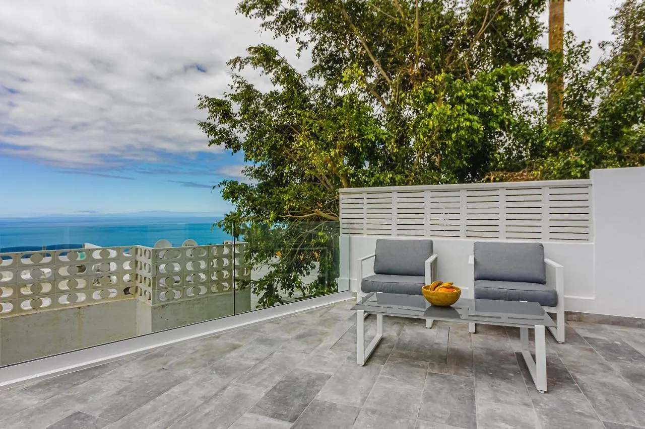 Fabuloso Bungalow Con Vista Panoramica Y Piscina Privada. Villa Acantilado de los Gigantes İspanya